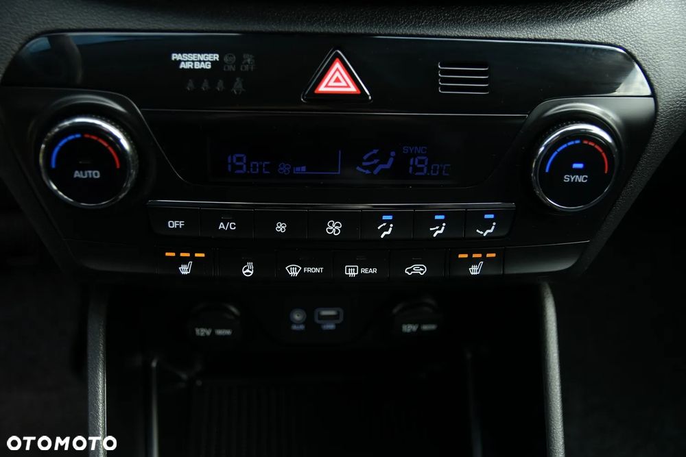 Hyundai Tucson 1.6 GDi 2WD Select - 32