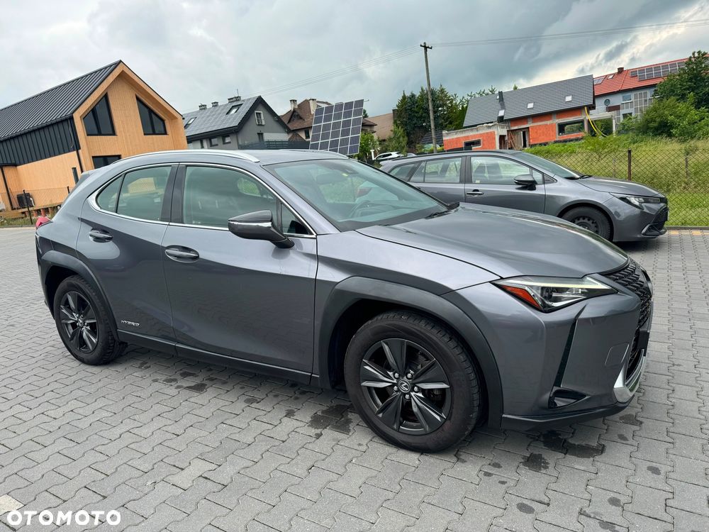 Lexus UX 250h GPF Business Edition AWD - 4
