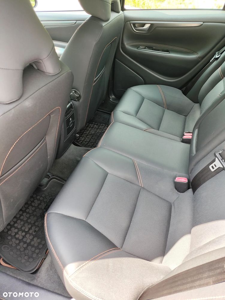 Volvo S60 - 12
