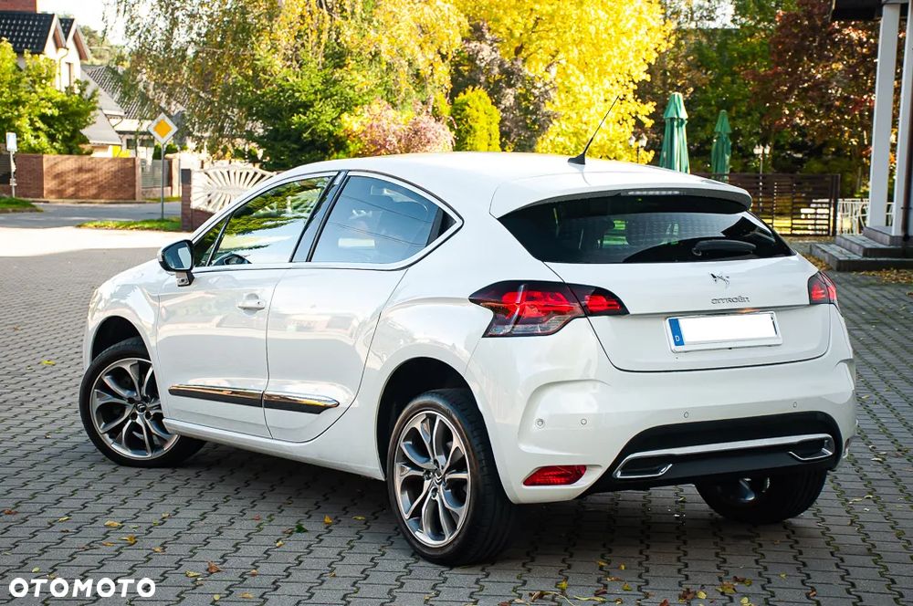 Citroën DS4 HDi 165 SoChic - 17