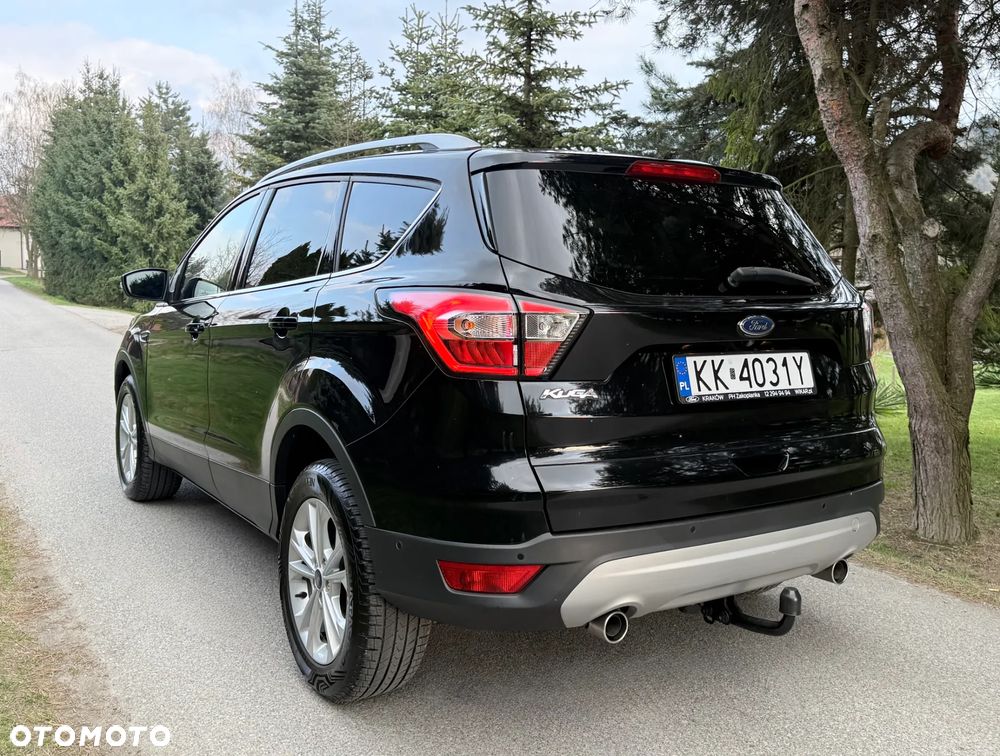Ford Kuga 1.5 EcoBoost 2x4 Titanium - 10