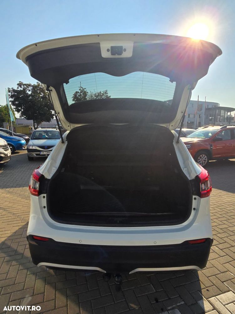 Nissan Qashqai 1.7 dCi Xtronic ALL-MODE 4x4i TEKNA+ - 17