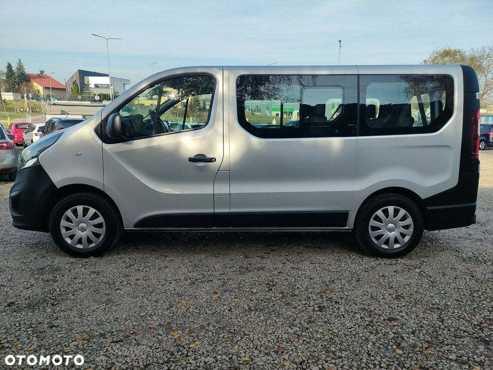 Opel Vivaro - 12
