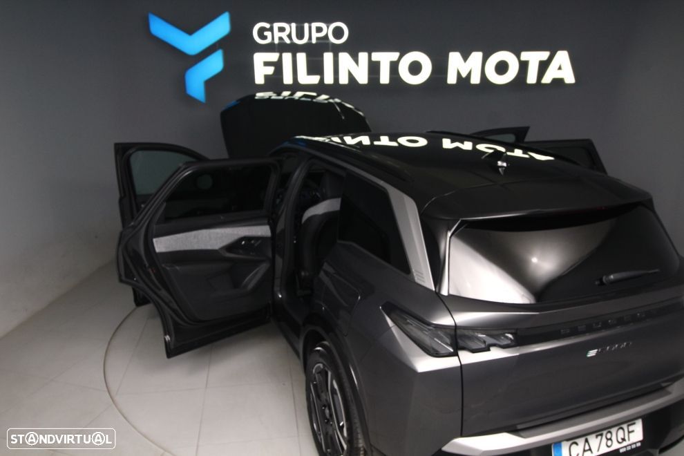 Peugeot E-5008 73 kWh GT - 11