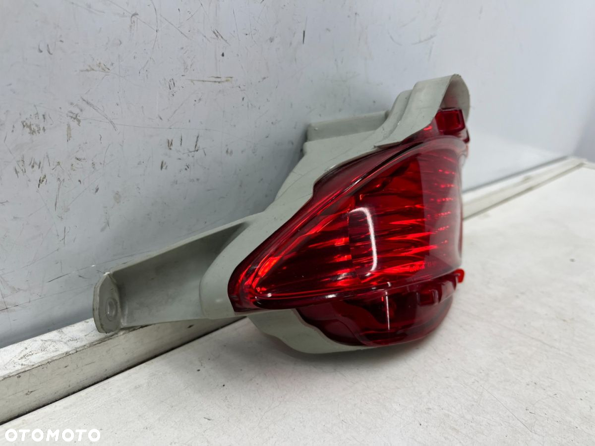 Lampa Lexus RX III 08-15r. LEWA tylna przeciwmgielna halogen w zderzak oryginalna LEWY tył - 2