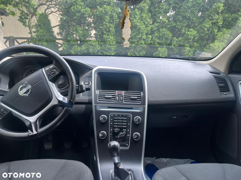 Volvo XC 60 D3 Edition Pro - 9