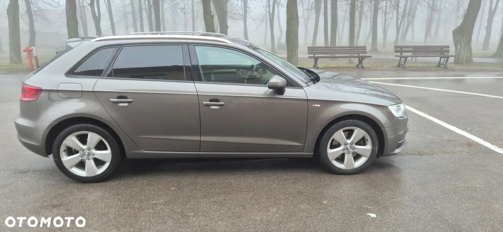 Audi A3 Sportback 2.0 TDI Quattro Ambiente S tronic - 5