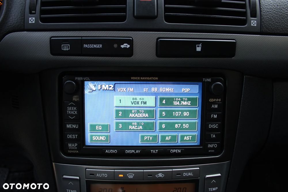 Toyota Avensis 2.0 D-4D Sol Premium - 27