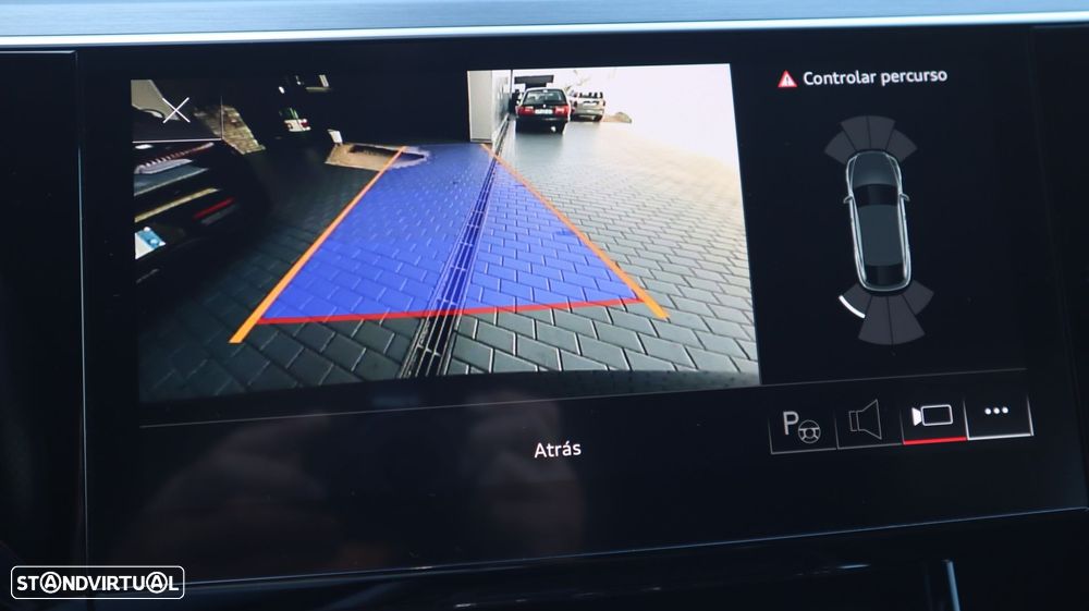 Audi e-tron 55 quattro S line - 36