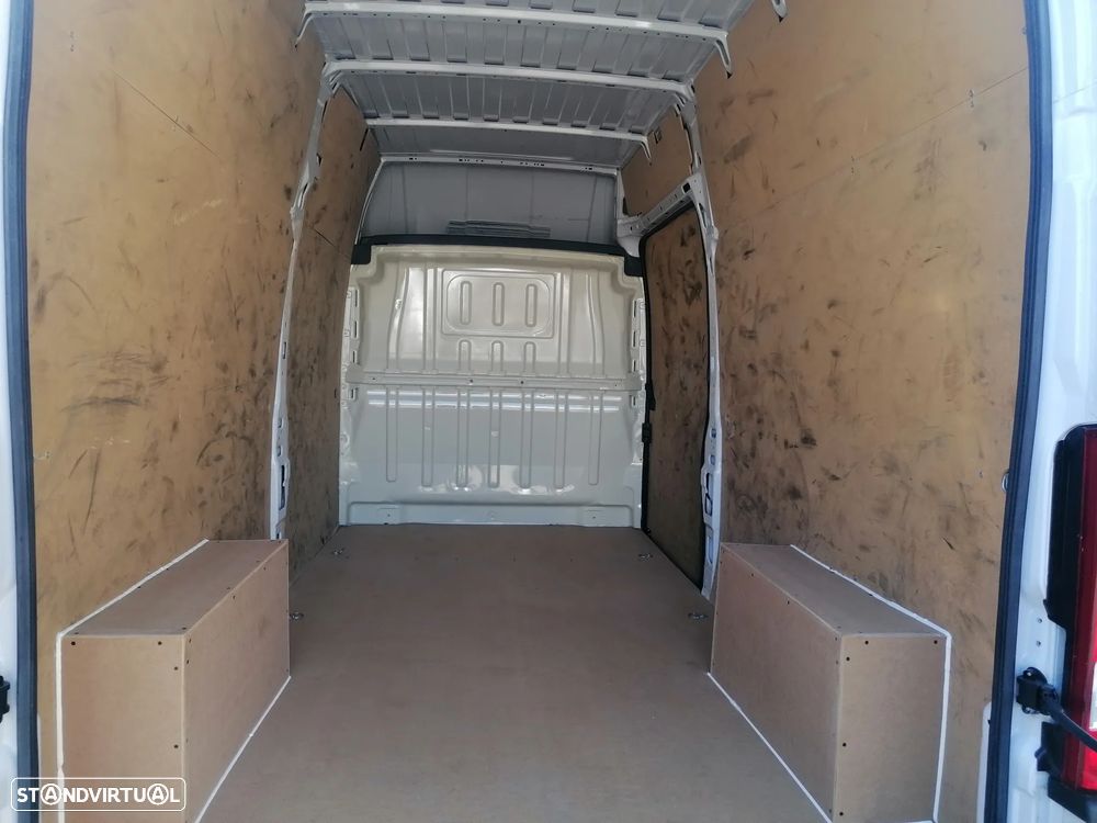 Peugeot Boxer 2.0 - 7