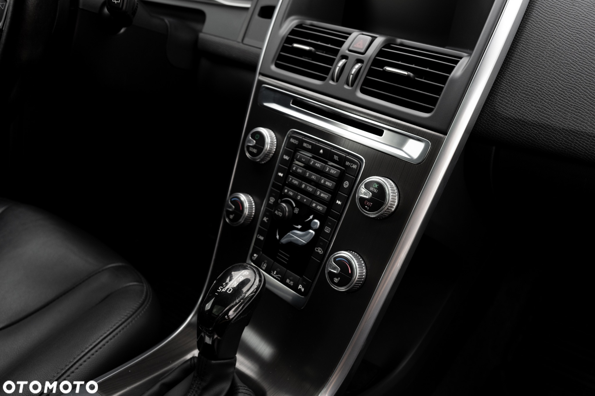 Volvo XC 60 T5 AWD Summum - 19