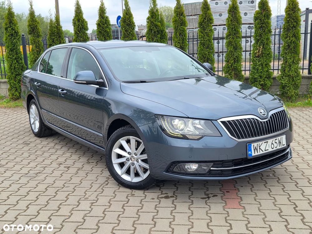 Skoda Superb 2.0 TDI Ambition - 32