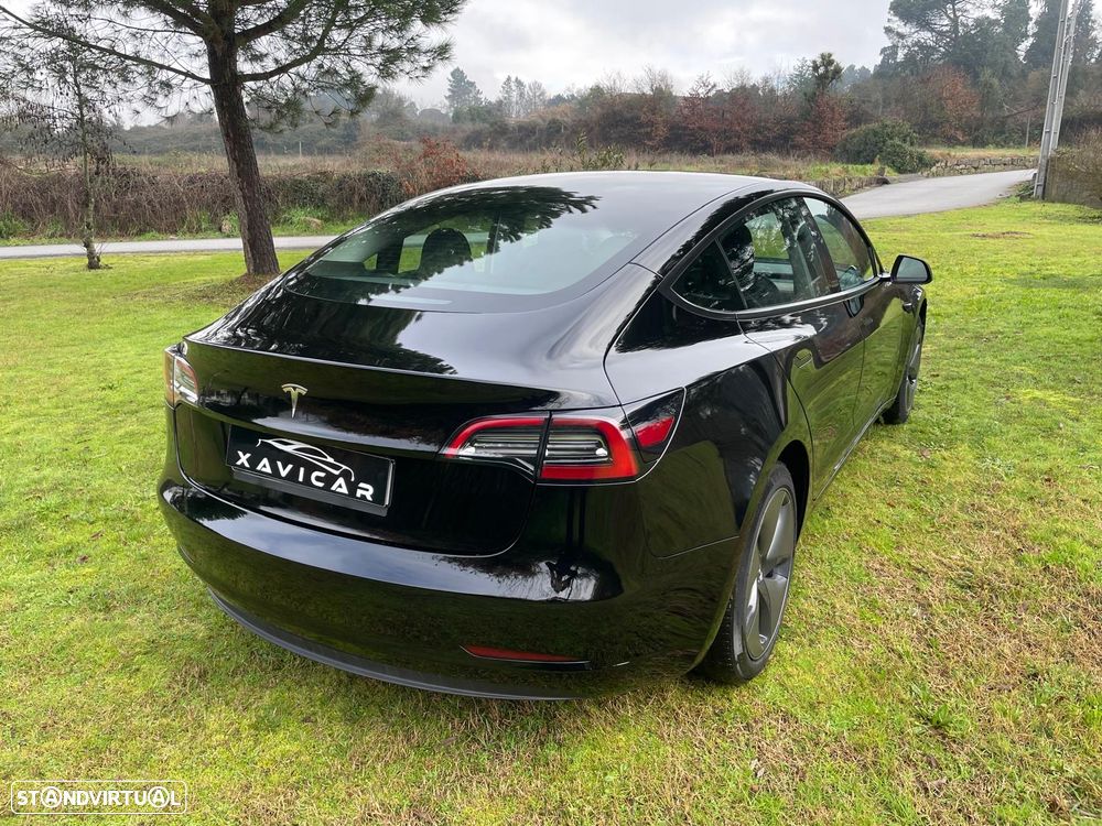 Tesla Model 3 Long Range Tração Traseira - 23