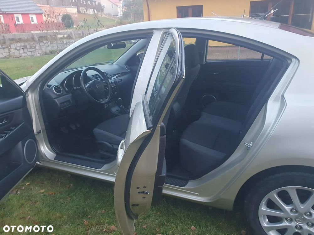 Mazda 3 1.6 Sport Active Plus - 12