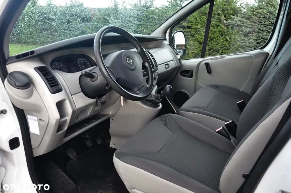 Opel Vivaro L1H1 2.7t - 22
