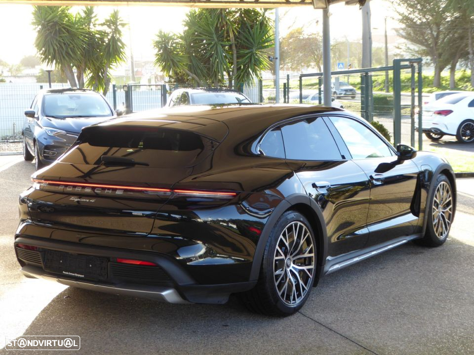 Porsche Taycan Cross Turismo 4 - 4