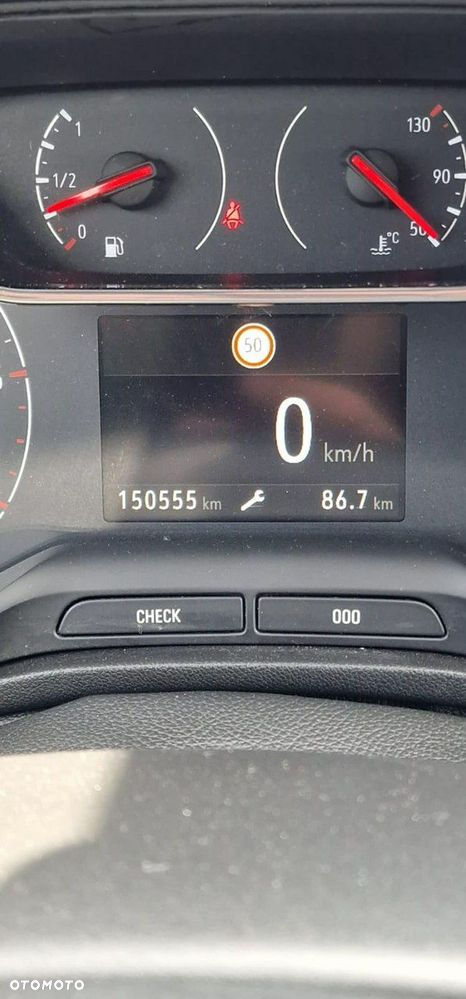 Opel Crossland X - 24