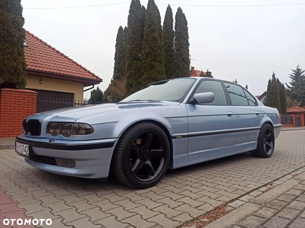 BMW Seria 7 - 9