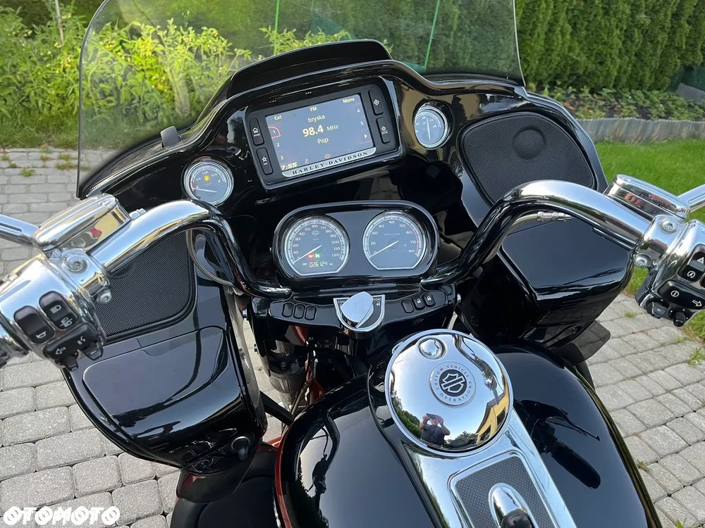 Harley-Davidson Touring Road Glide - 21