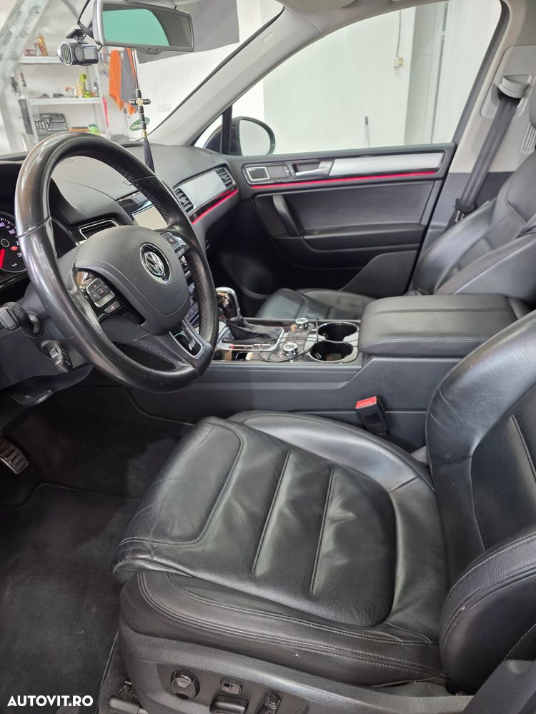 Volkswagen Touareg - 9