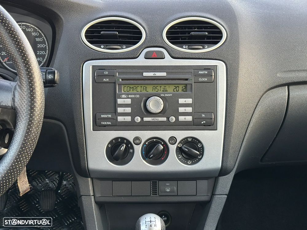 Ford Focus 1.6 TDCi Ghia - 15