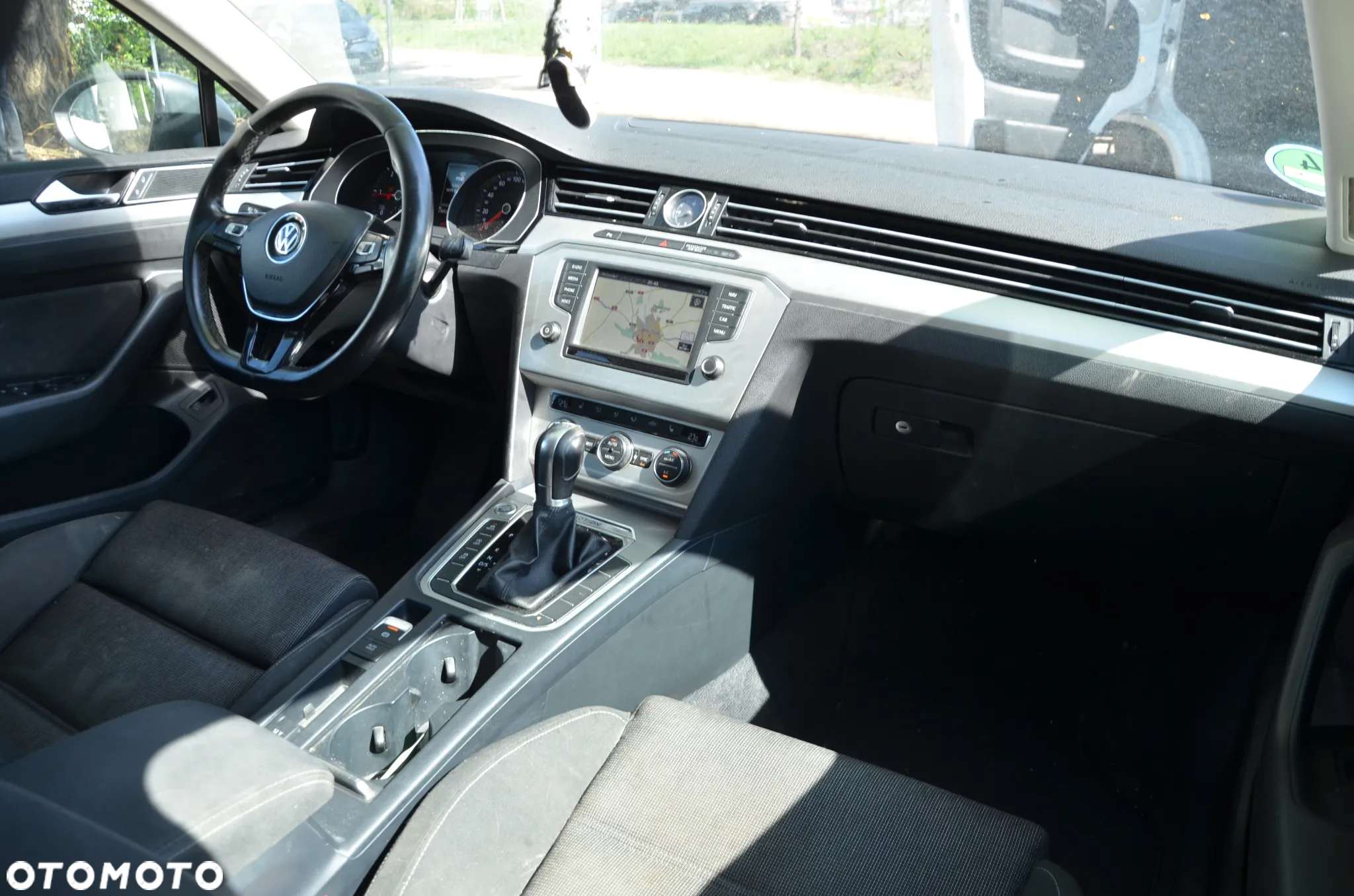Volkswagen Passat 2.0 TDI 4Mot Elegance DSG - 24