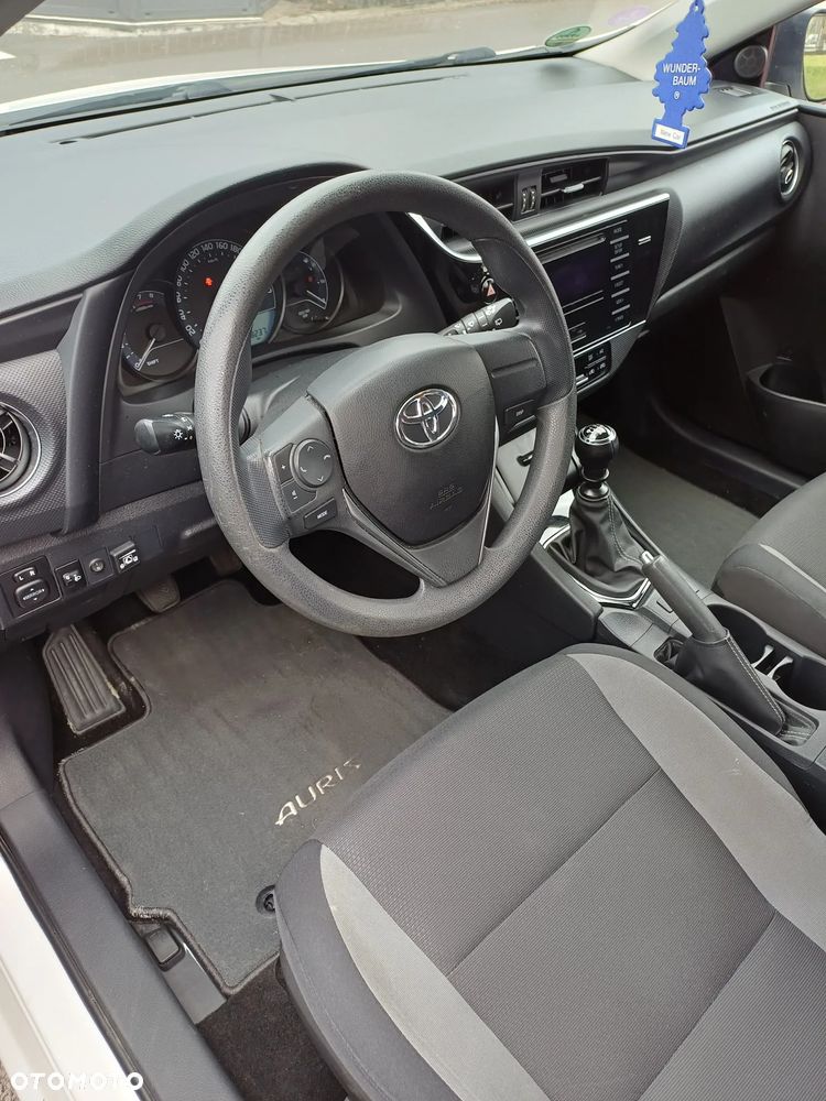 Toyota Auris 1.33 VVT-i Active - 8