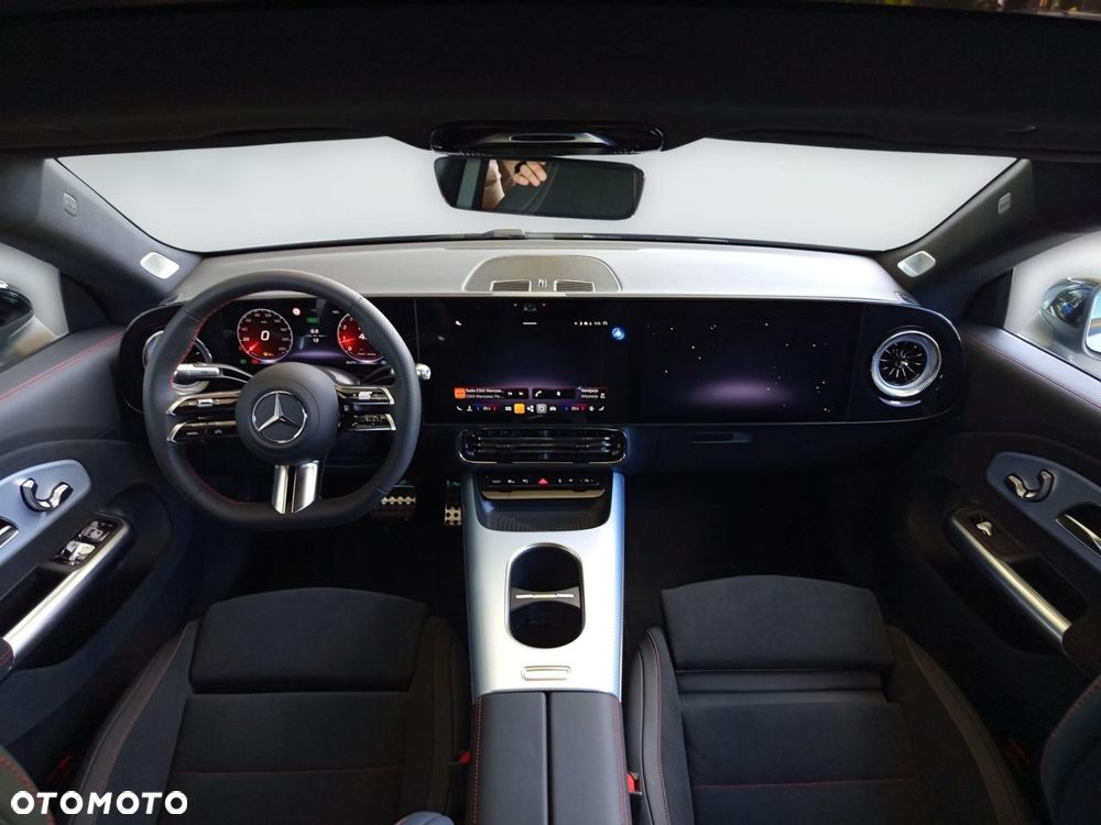 Mercedes-Benz CLA - 11