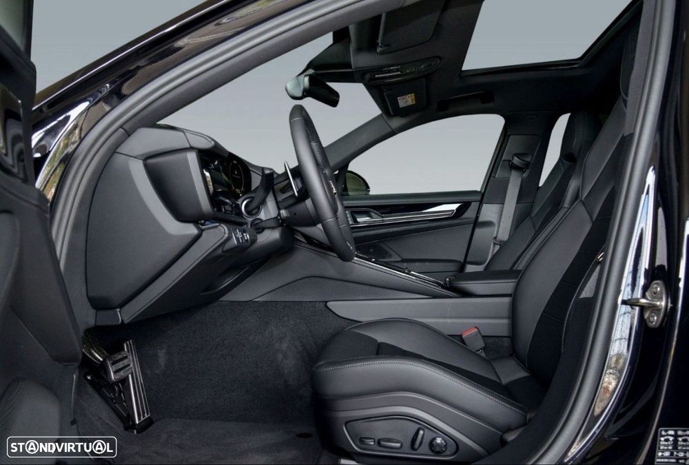 Porsche Panamera 4 E-Hybrid - 8