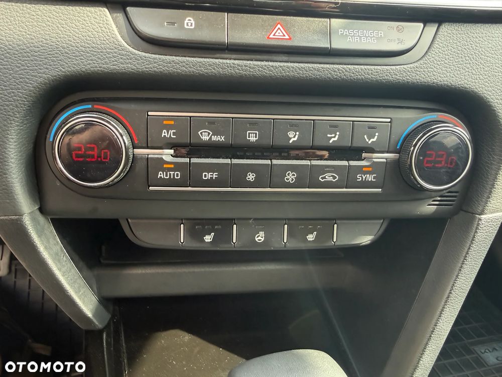Kia Ceed 1.5 T-GDI Tribute DCT - 13