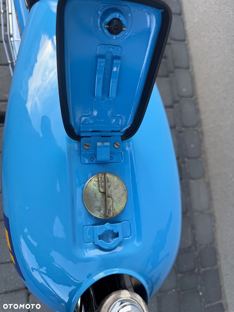 Honda CB - 18
