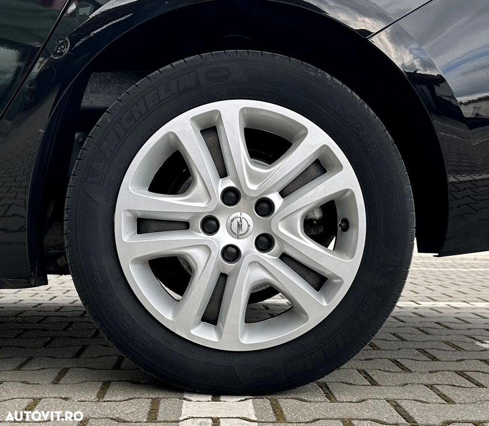 Opel Astra - 24