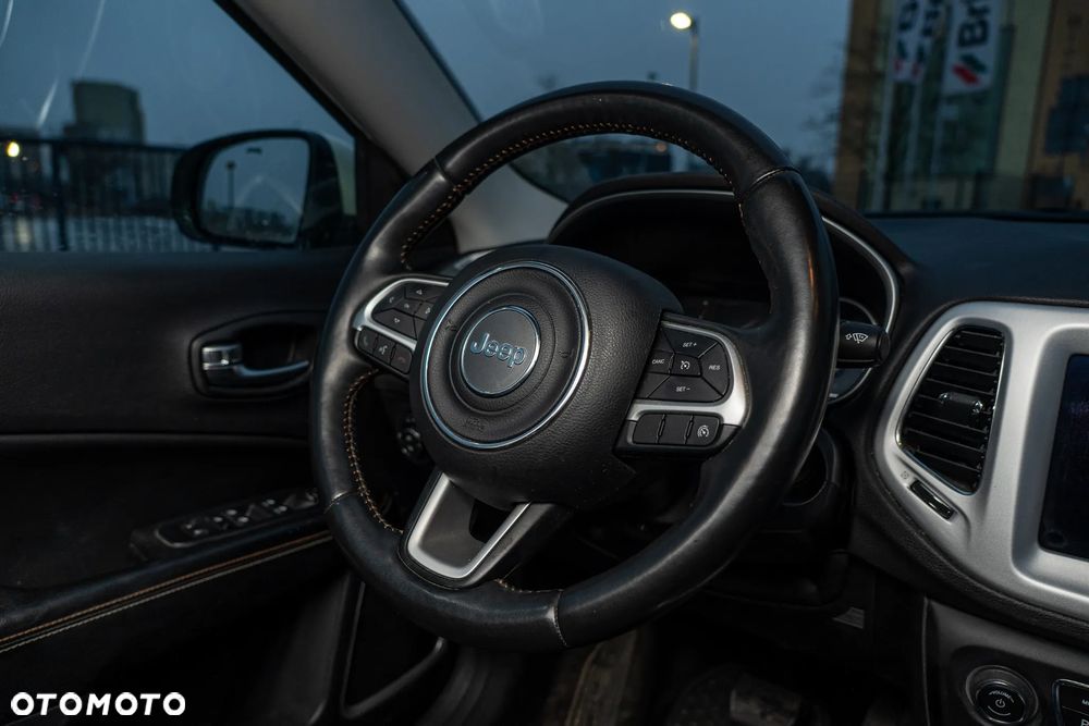 Jeep Compass - 9