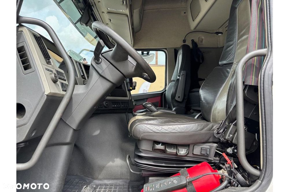 Volvo FM500 6x2*4 + RETARDER + CARRIER SUPRA 1250 + DOUBLE STOCK - 13