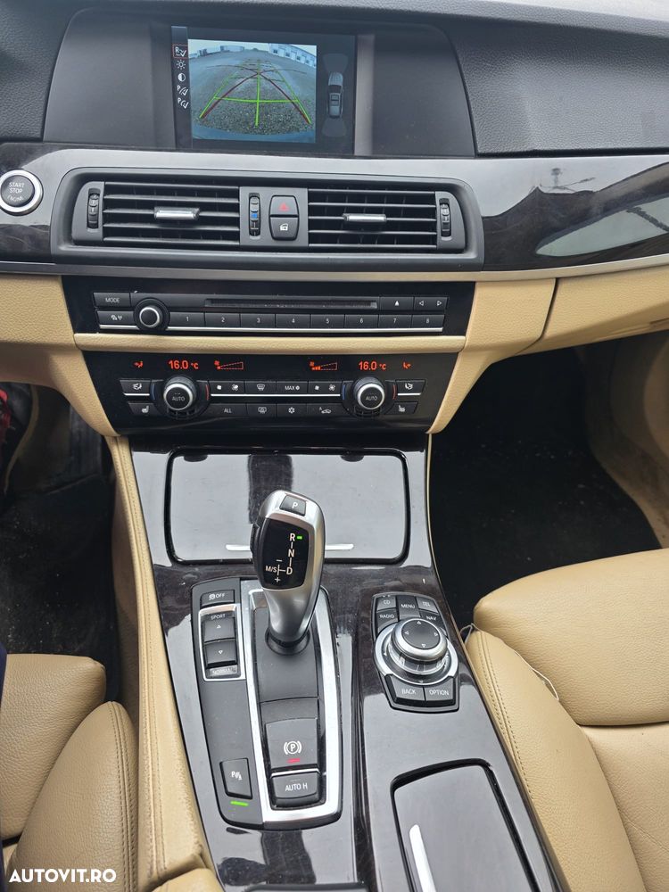 BMW 5 Series 2012 — imagine 6