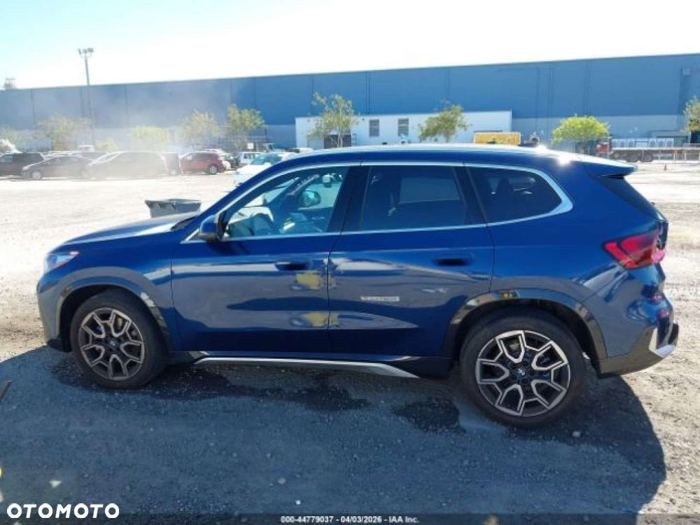 BMW X1 - 8