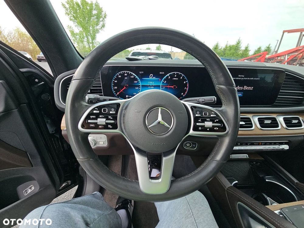 Mercedes-Benz GLE - 11