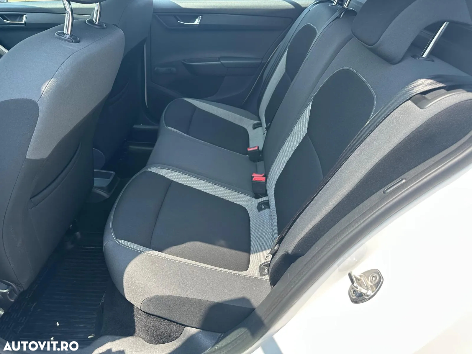 Skoda Fabia 1.2 TSI Ambition - 12
