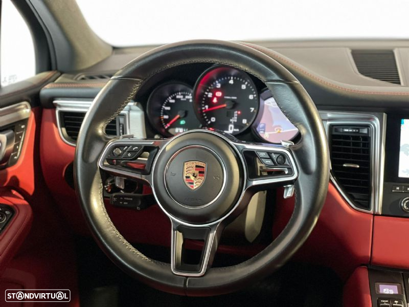 Porsche Macan Standard - 31