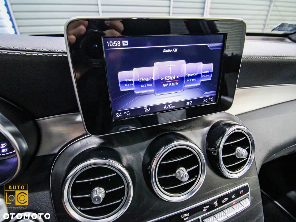 Mercedes-Benz GLC 250 4Matic 9G-TRONIC AMG Line - 23