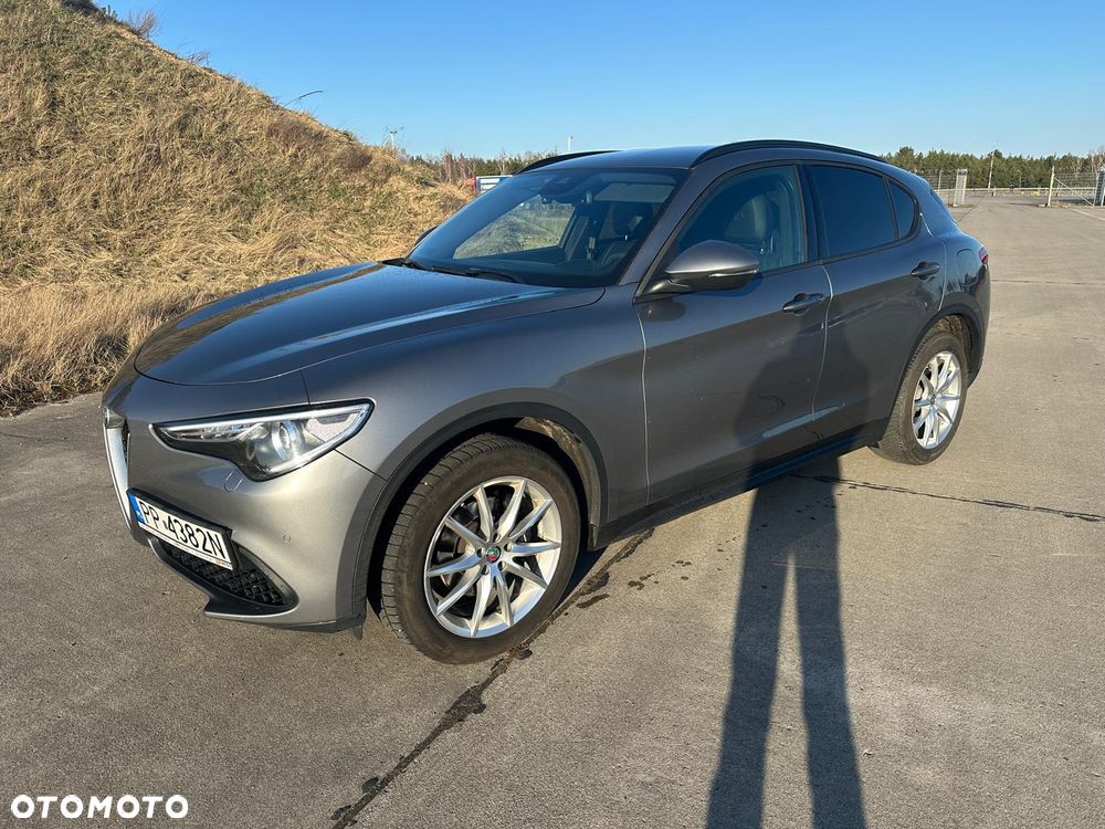 Alfa Romeo Stelvio 2.0 Turbo Executive Q4 - 1