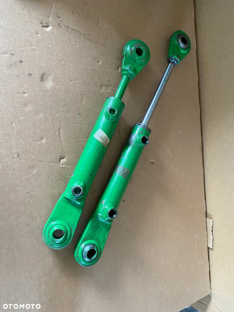 Siłownik Hydrauliczny Przetrząsacz Stoll - 1