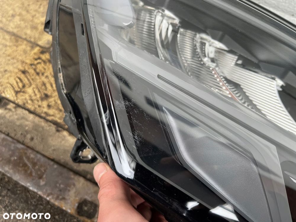 Lampa prawa przednia AUDI A3 8Y 8Y0 LED - 5