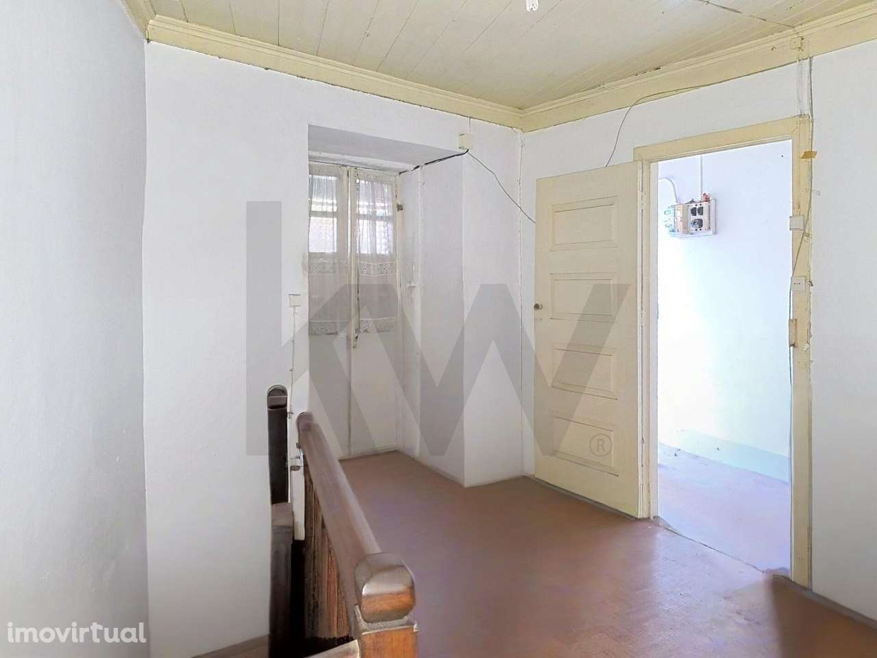 Moradia T2 para Reabilitação | Corvos à Nogueira – Santos Evos | 10 km - Grande imagem: 3/15