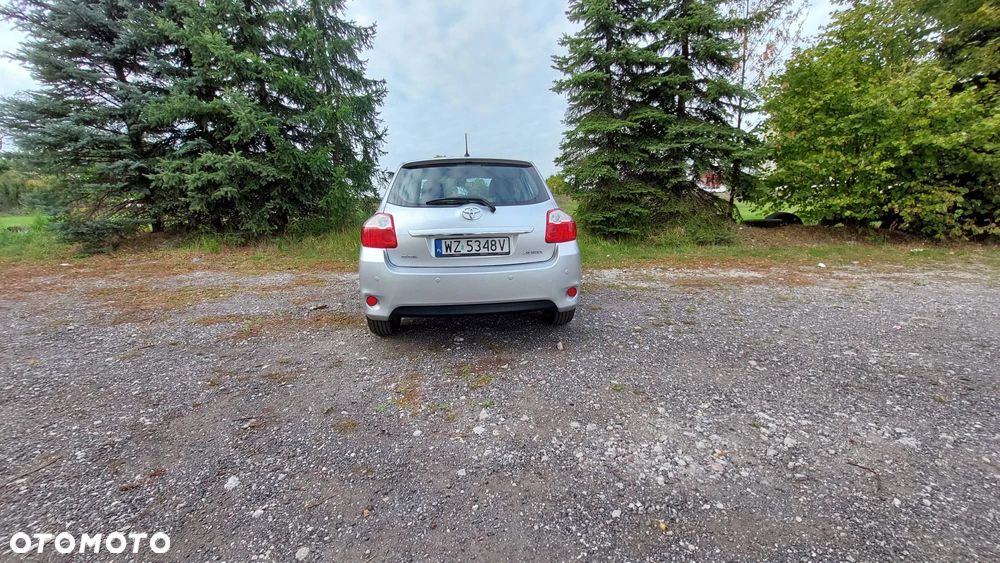 Toyota Auris 1.6 Dynamic - 3