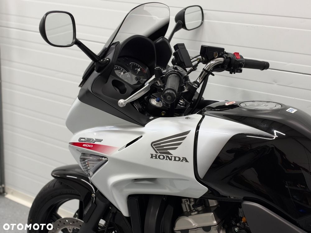 Honda CBF - 30