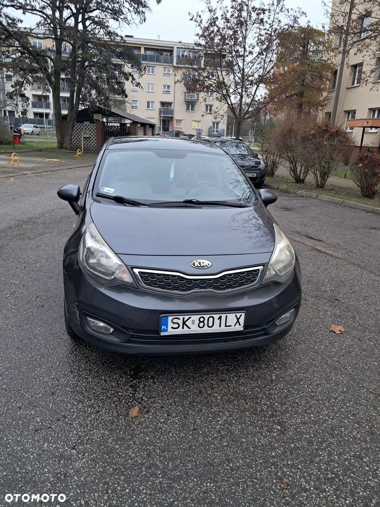 Kia Rio - 7