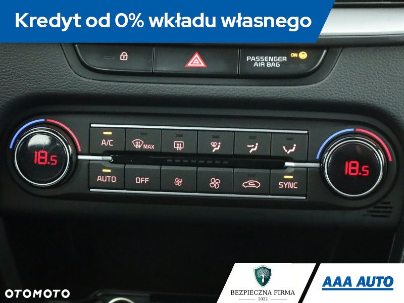 Kia Ceed - 13