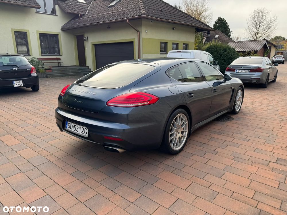 Porsche Panamera 2015 photo 4