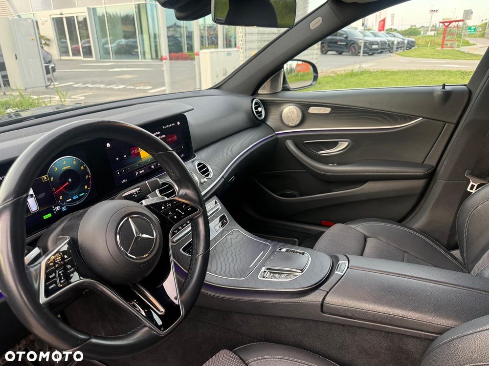 Mercedes-Benz Klasa E 200 4-Matic All-Terrain Exclusive - 12